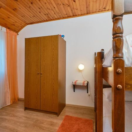 Apartments Blanka Nerezine Exterior photo